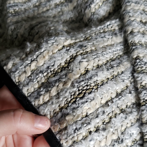 H&M White Tweed Jacket with Leather Trim - Picture 4 of 6